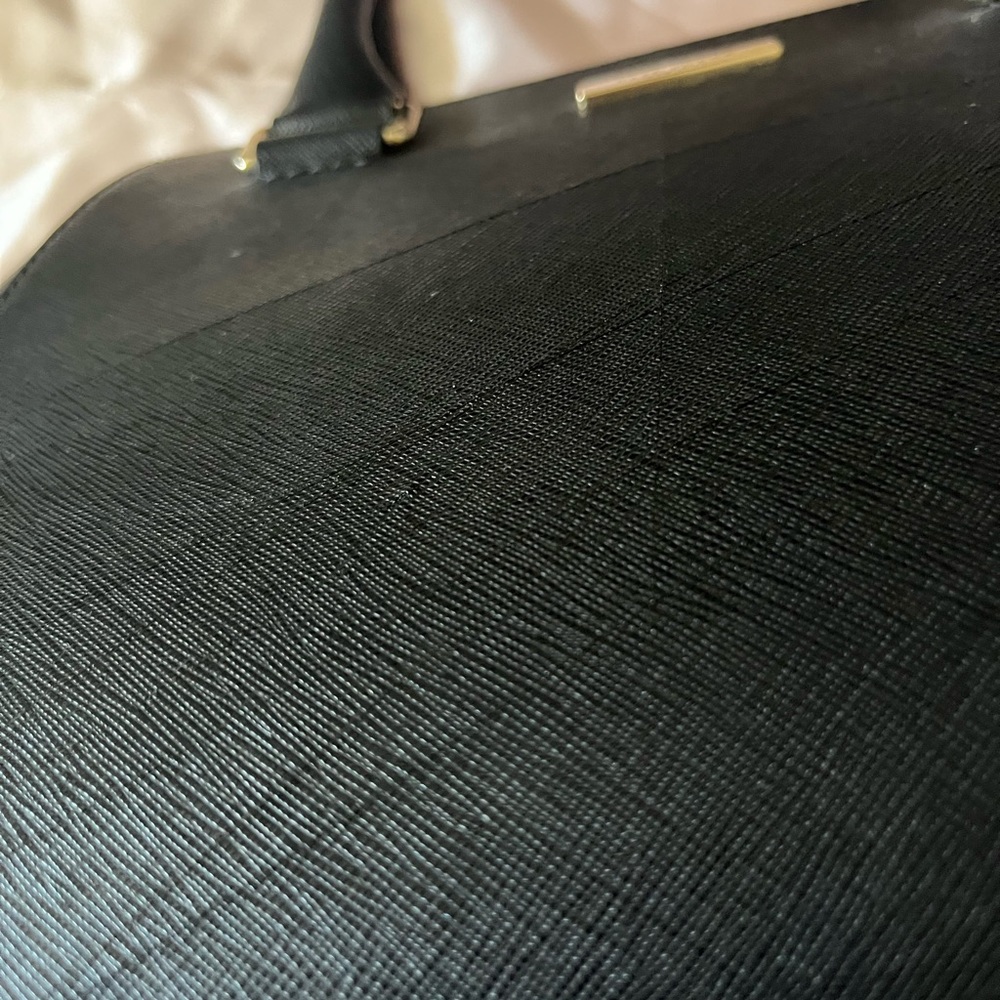 Kate Spade Purse - Picture 3 of 5